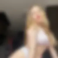 Megan, 23