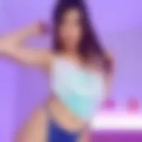 Ayla, 24